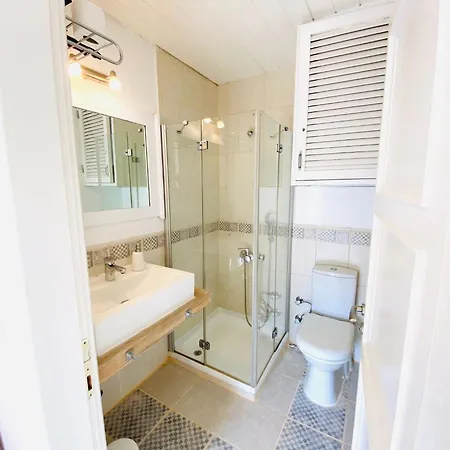 Alaca Butik Alaçatı