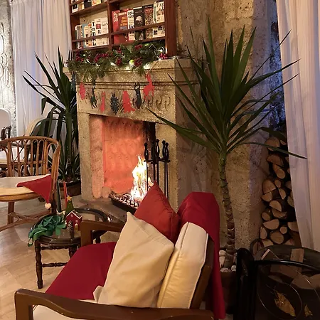 Alaca Butik Otel Alaçatı