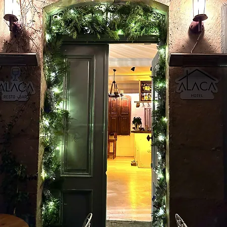 Alaca Butik Otel *