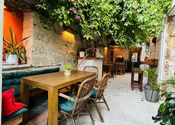 فندق Alaca Butik ألاتشاتي