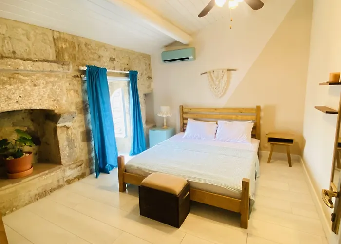 Alaca Butik فندق ألاتشاتي